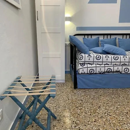 Vela Azzurra דירה *