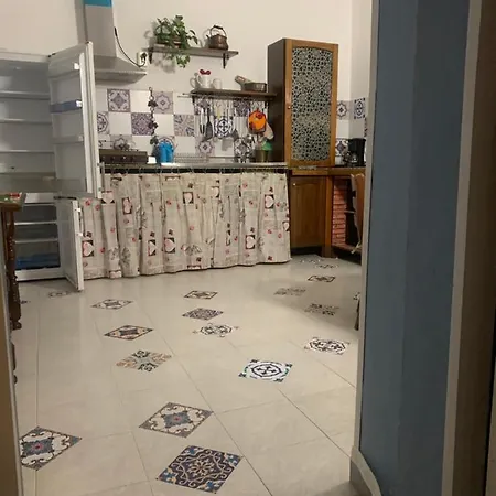 Vela Azzurra מנרולה